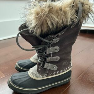 Women’s Sorel Boots Size 7.5